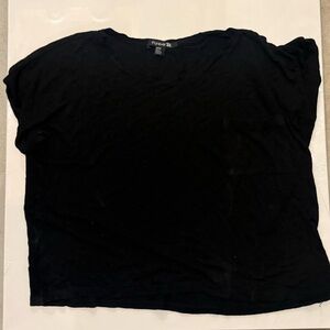 Forever 21 Classic Black Short Sleeve Tee